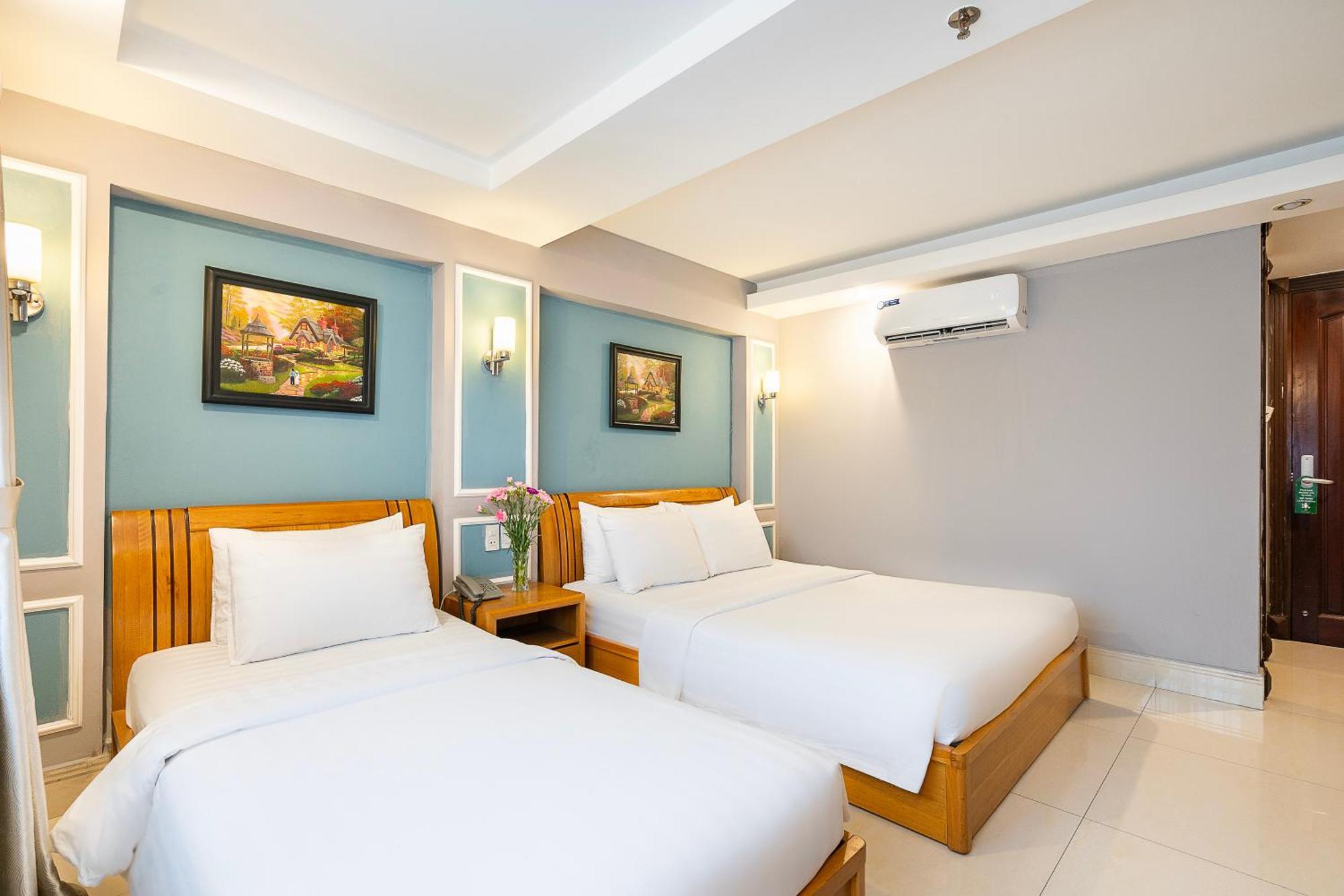 Lucky Star Hotel - Ben Thanh Ho Chi Minh City Bagian luar foto