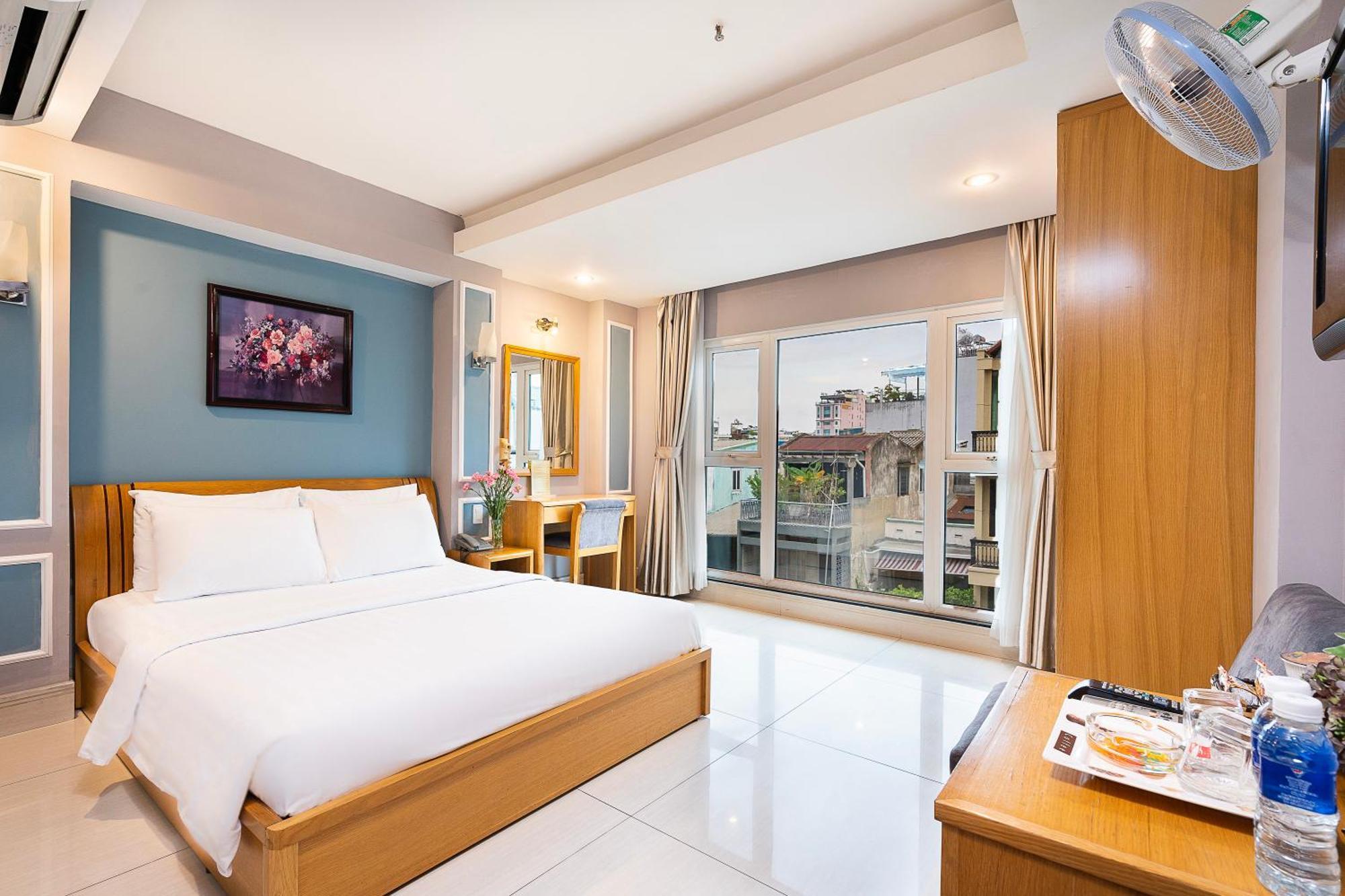 Lucky Star Hotel - Ben Thanh Ho Chi Minh City Bagian luar foto
