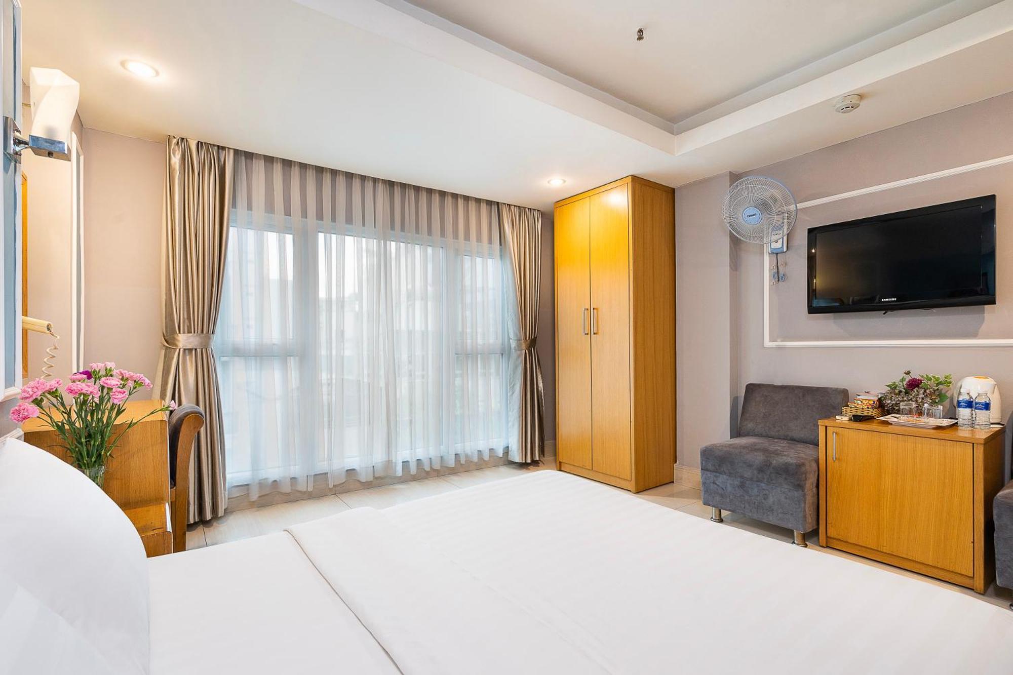 Lucky Star Hotel - Ben Thanh Ho Chi Minh City Bagian luar foto
