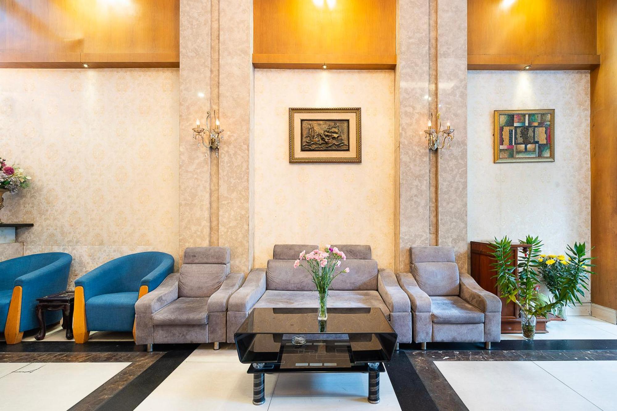Lucky Star Hotel - Ben Thanh Ho Chi Minh City Bagian luar foto