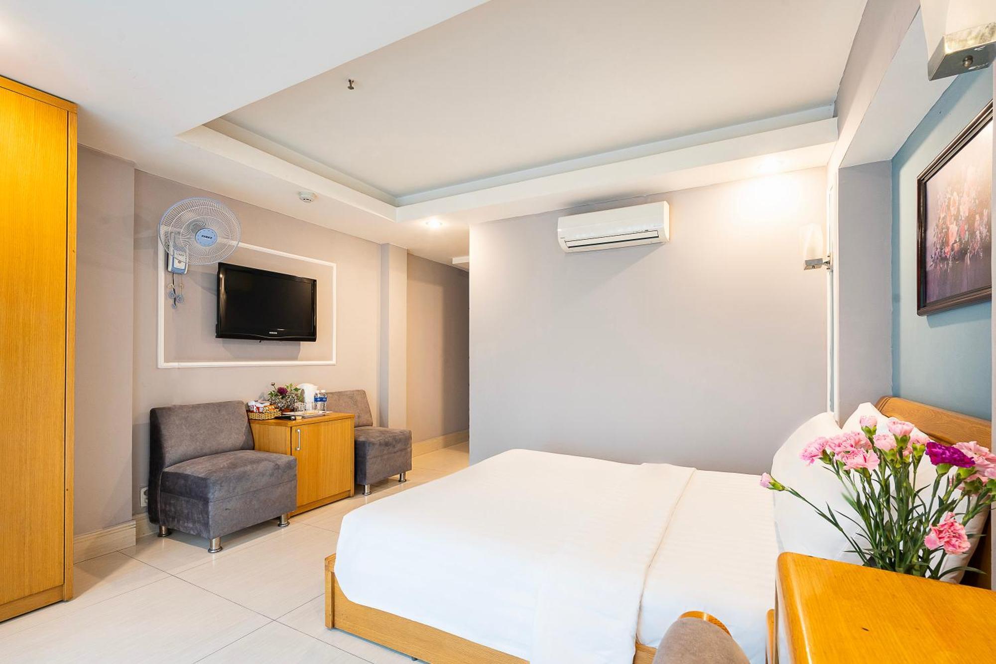 Lucky Star Hotel - Ben Thanh Ho Chi Minh City Bagian luar foto