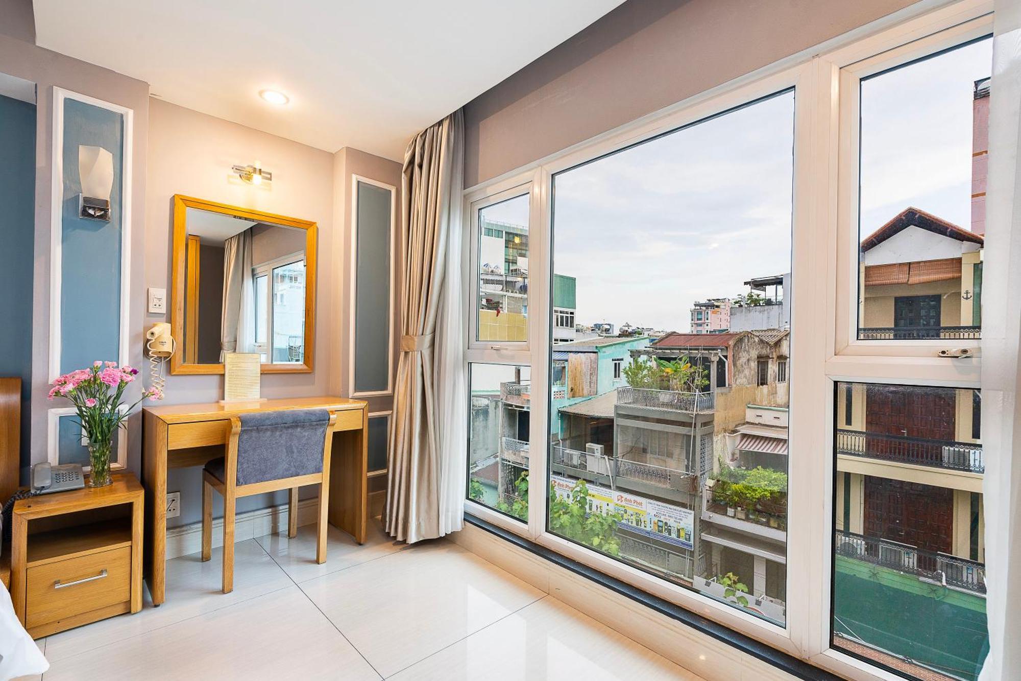 Lucky Star Hotel - Ben Thanh Ho Chi Minh City Bagian luar foto